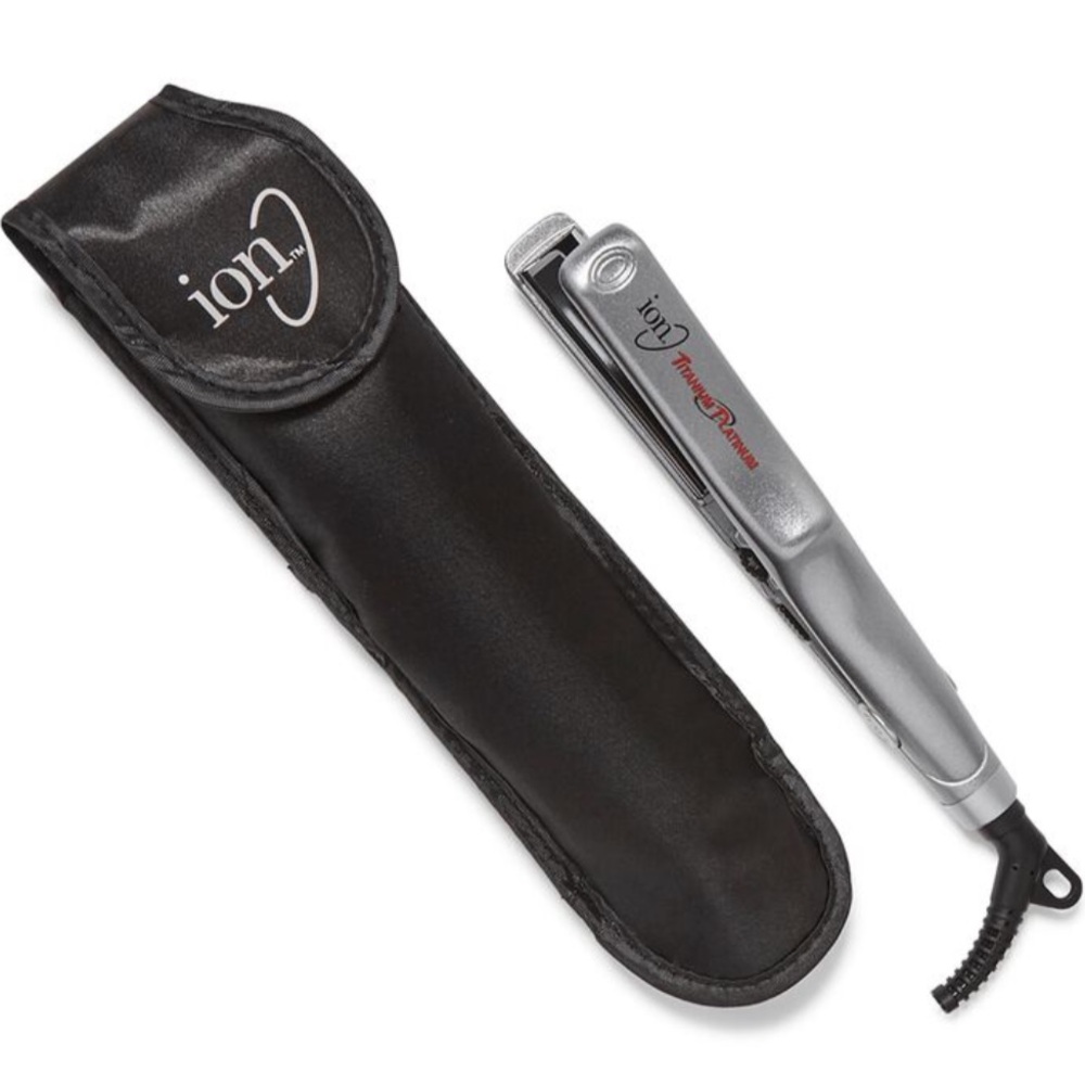 Ion Titanium Ceramic Gater travel Flat Iron and case